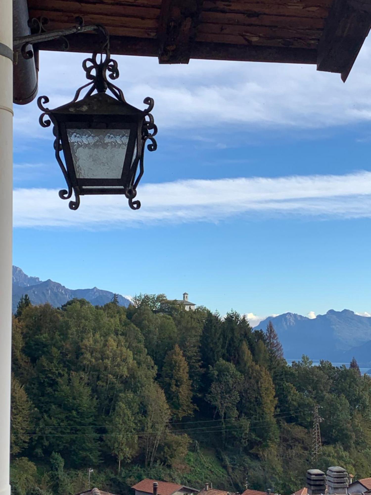 Casa Savina - Stupenda Vista Lago E Monti Plesio ภายนอก รูปภาพ