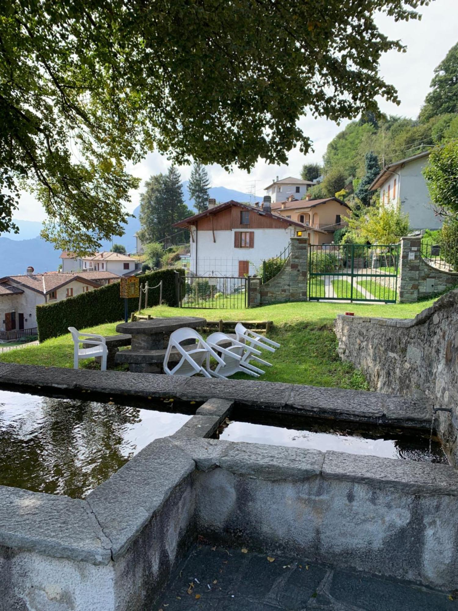 Casa Savina - Stupenda Vista Lago E Monti Plesio ภายนอก รูปภาพ
