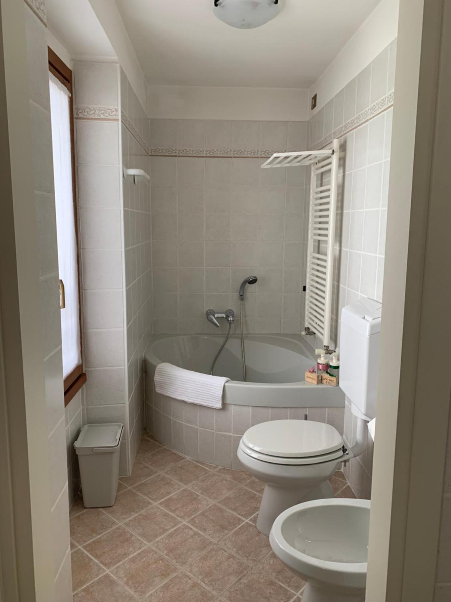Casa Savina - Stupenda Vista Lago E Monti Plesio ภายนอก รูปภาพ