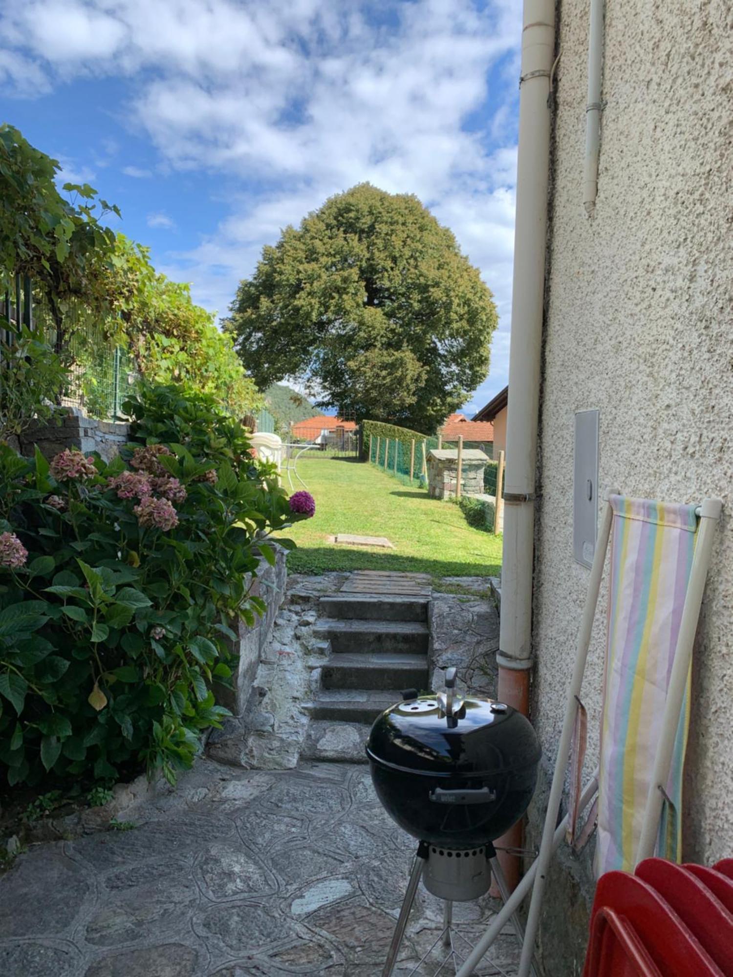 Casa Savina - Stupenda Vista Lago E Monti Plesio ภายนอก รูปภาพ